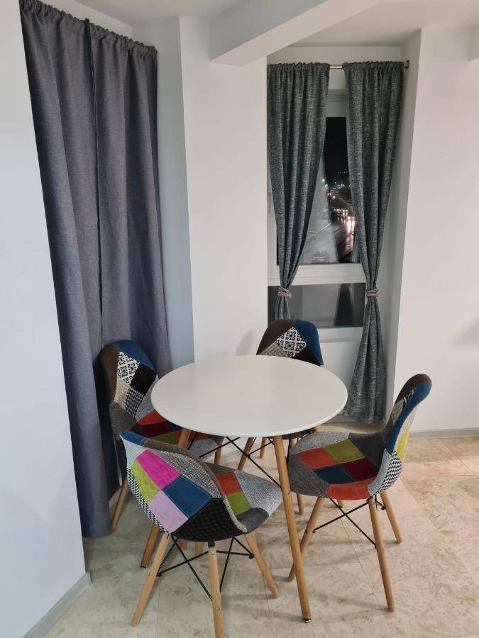 Rengo Residence Targoviste Bagian luar foto